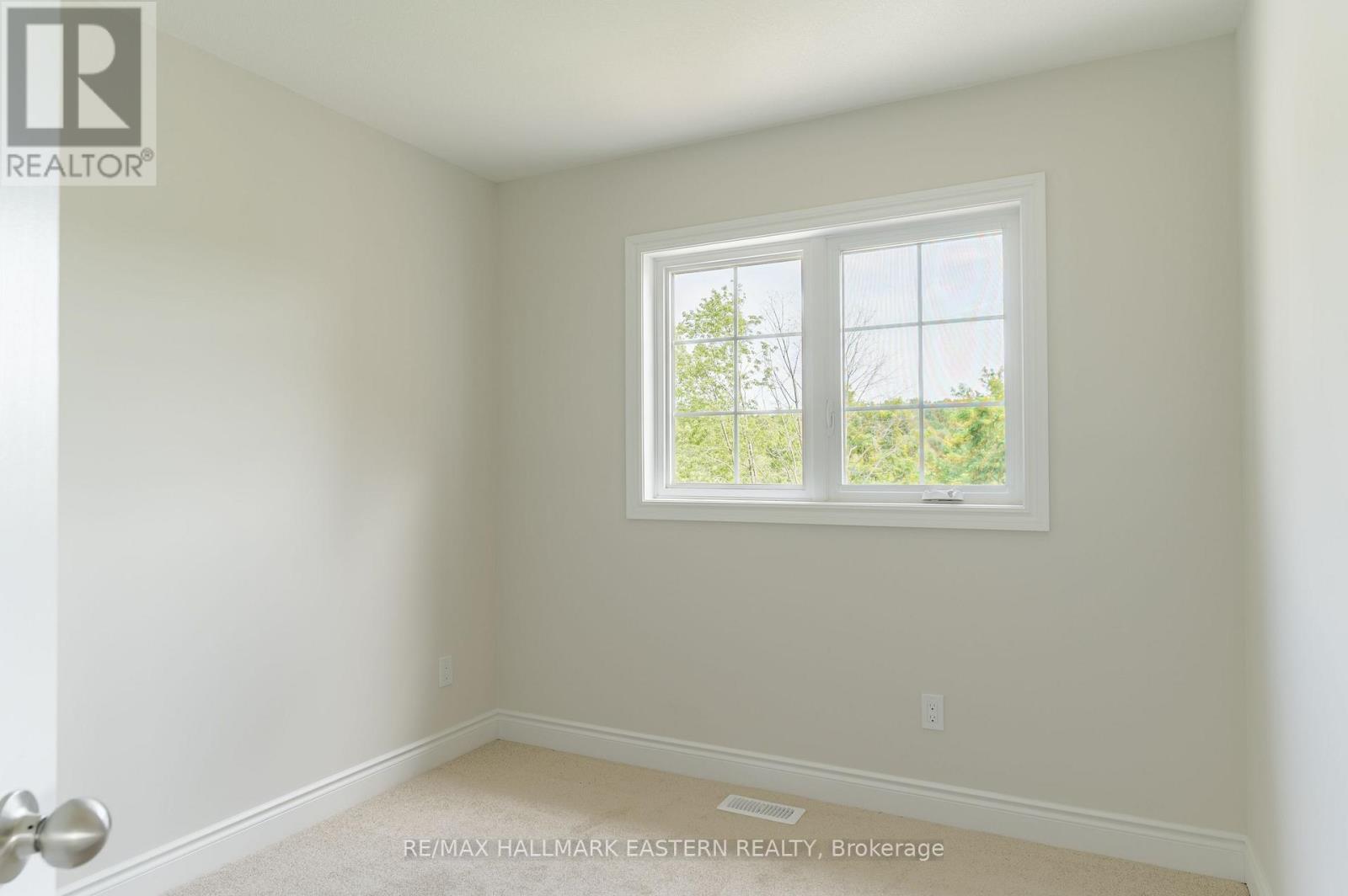 35 Coldbrook Drive Property Photo 27
