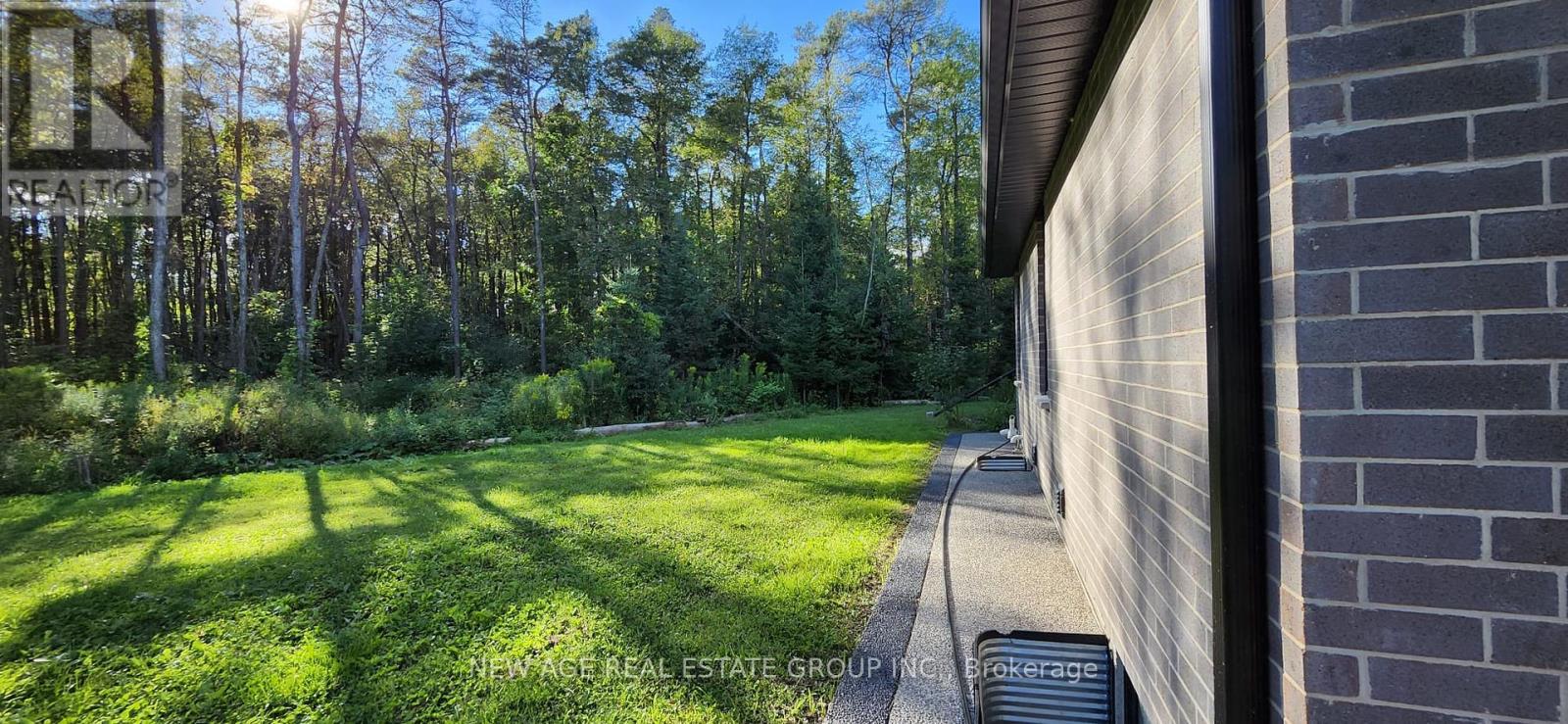 9031 Sideroad 17 Property Photo 11