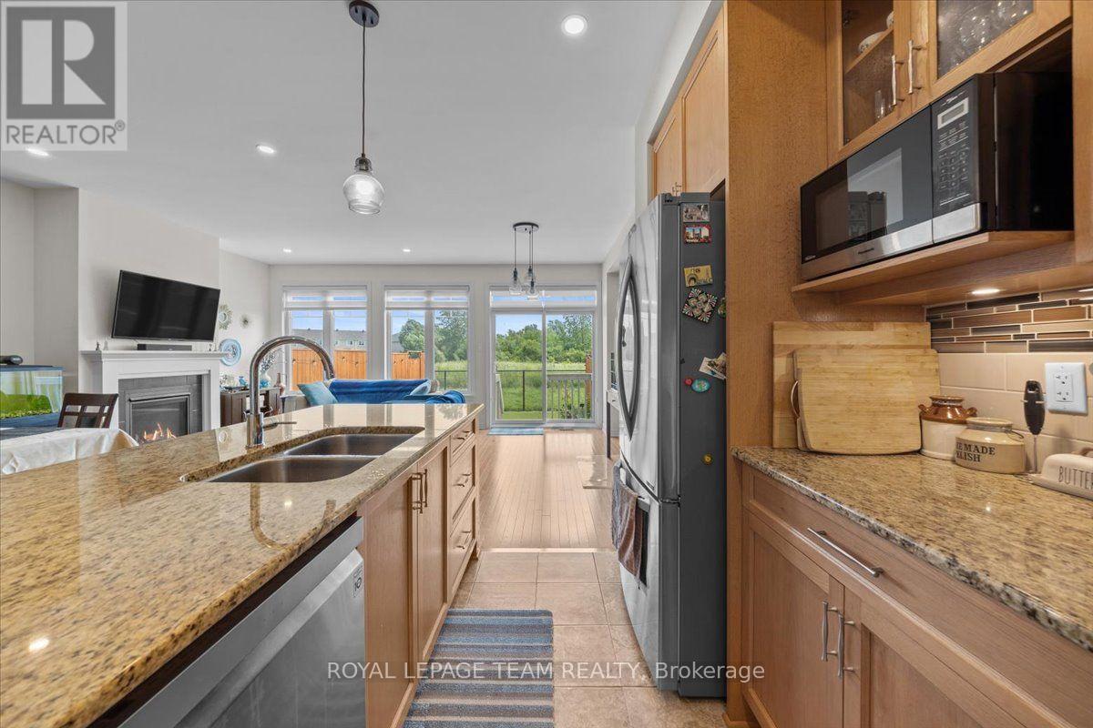 552 Jackdaw Avenue Property Photo 10
