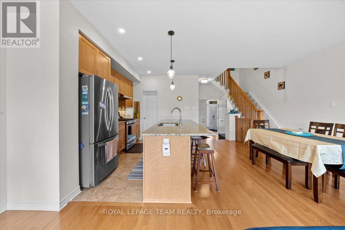 552 Jackdaw Avenue Property Photo 11
