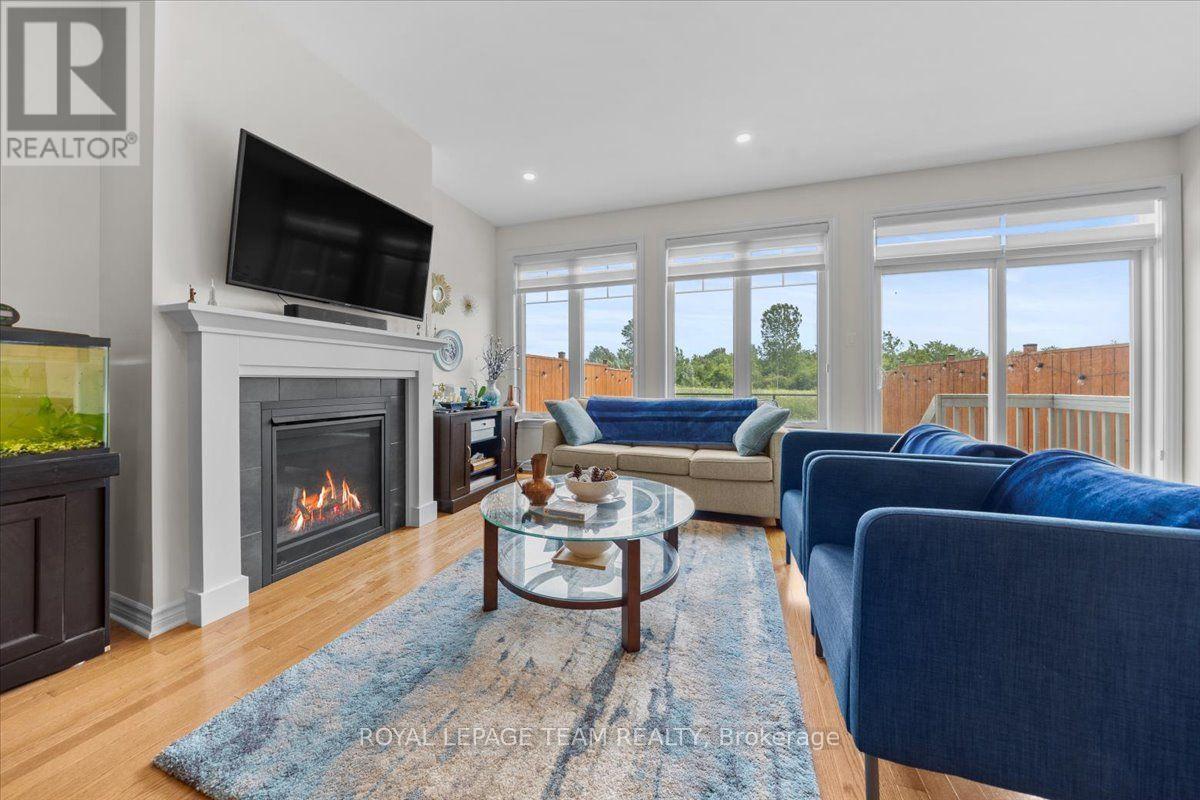 552 Jackdaw Avenue Property Photo 14