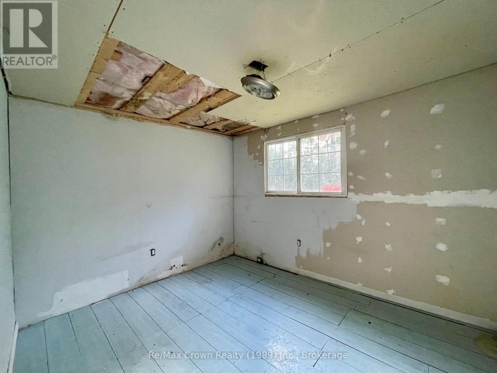 1106 Commanda Lake Road Property Photo 5