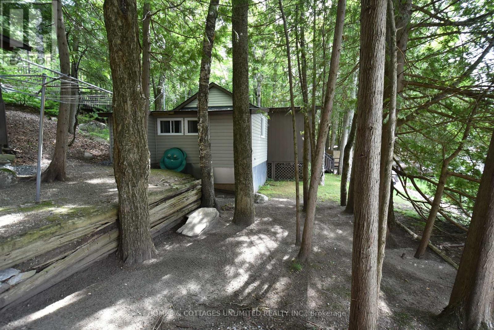 1070 Young Lane Property Photo 10
