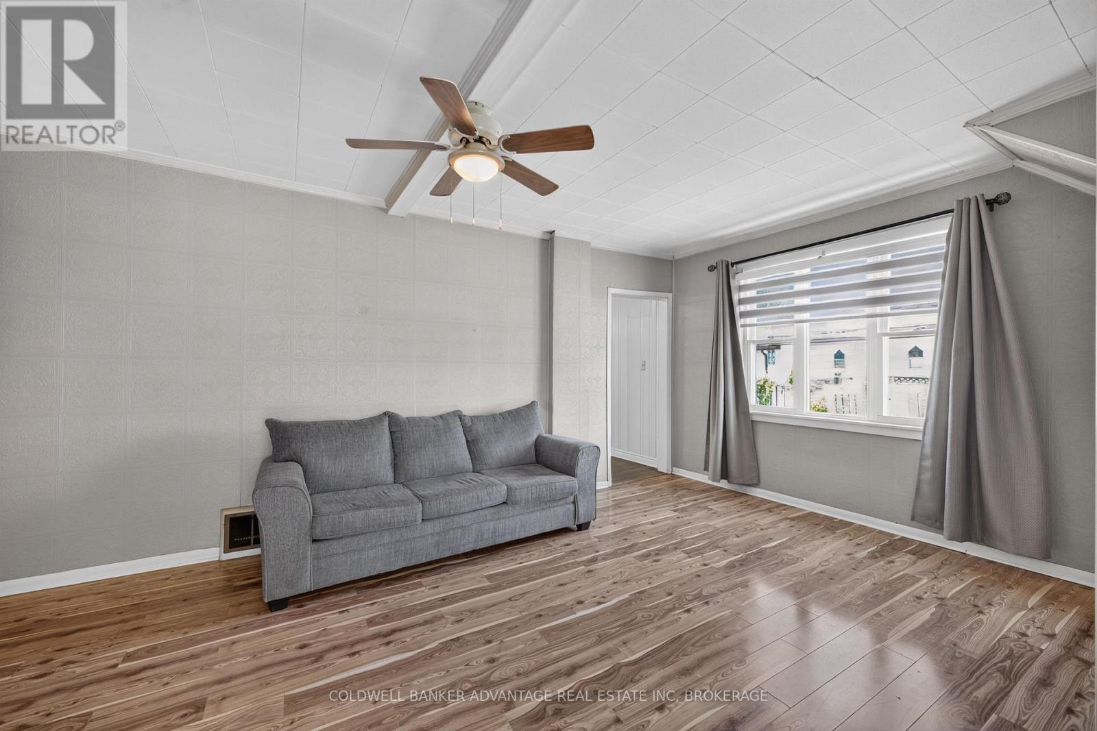 229 Broadway Avenue Property Photo 5