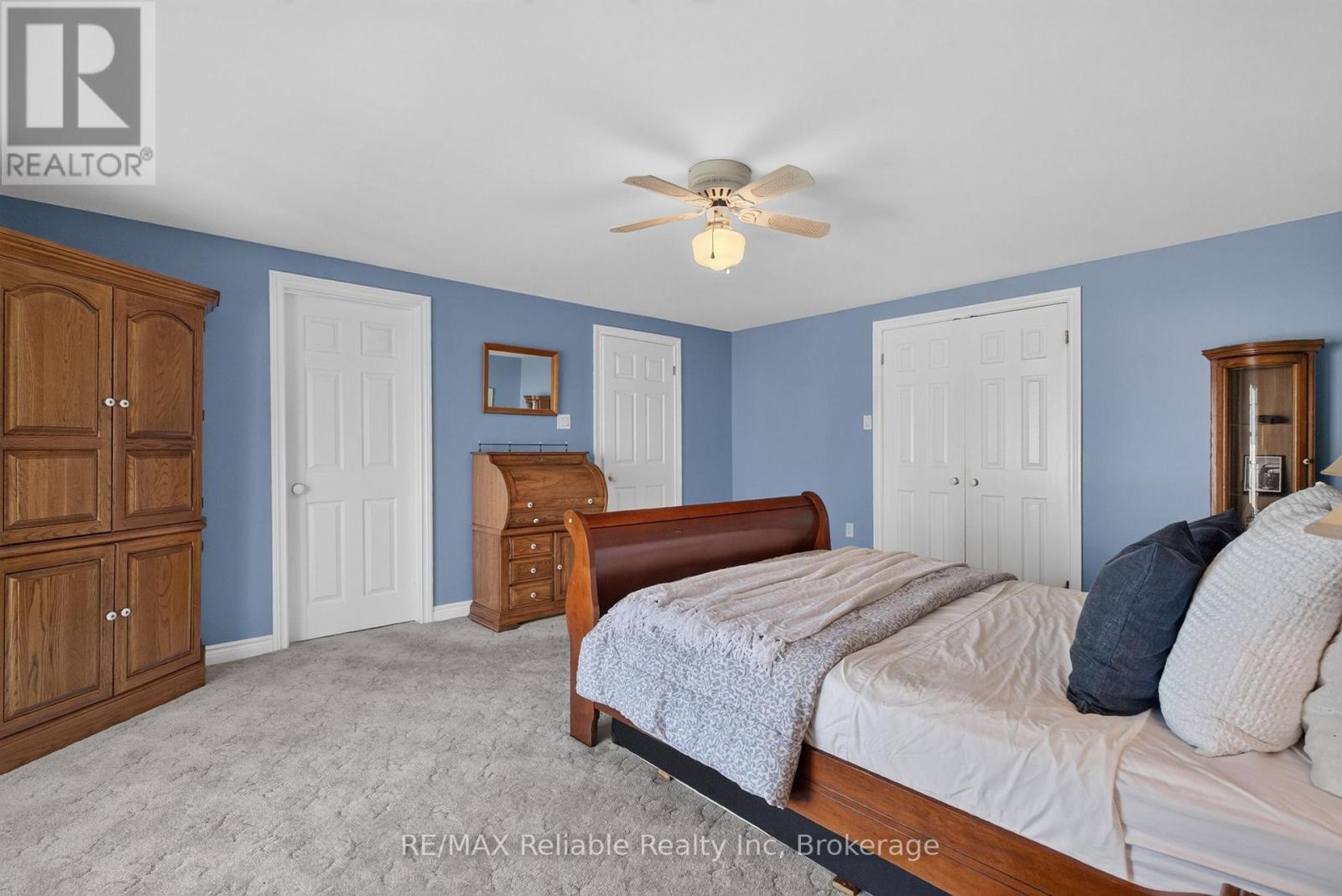 1 Harbour Lane Property Photo 29