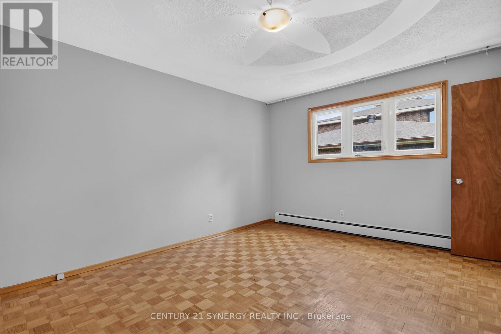 974 Greenbriar Avenue Property Photo 12