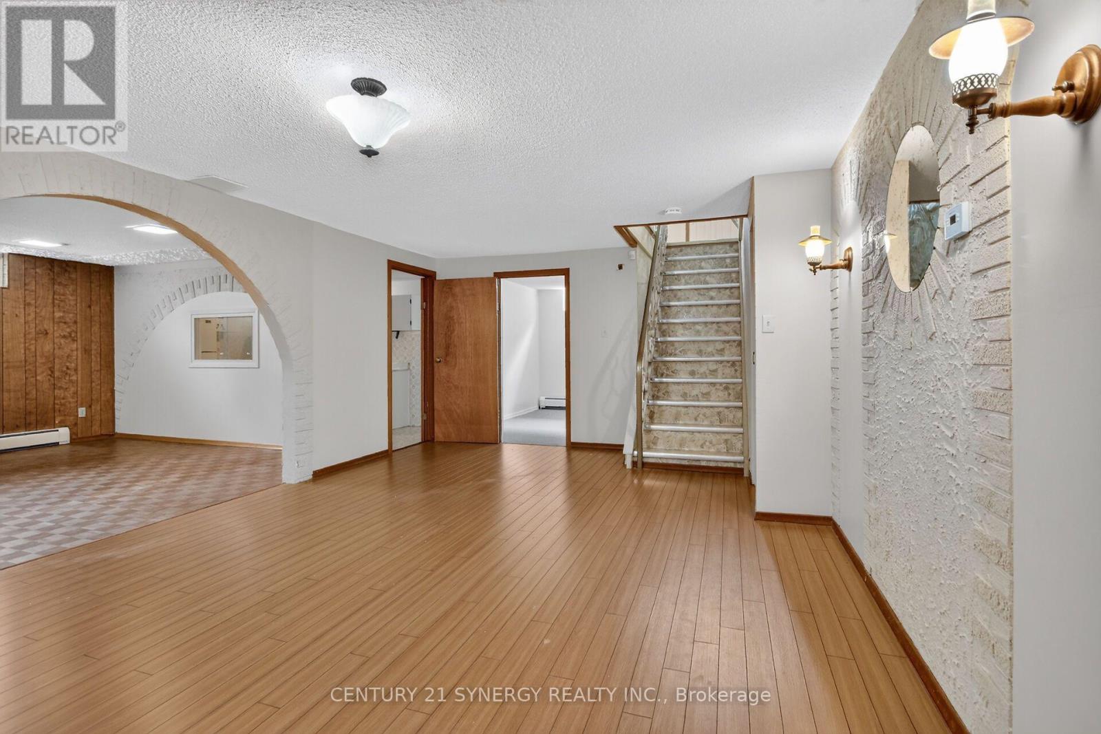 974 Greenbriar Avenue Property Photo 23