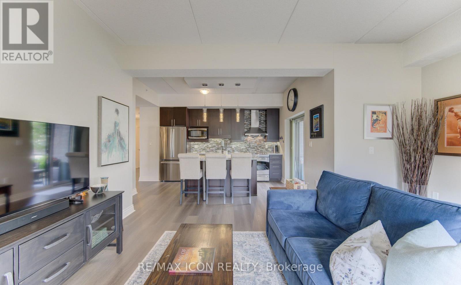101 - 776 Laurelwood Drive Property Photo 1