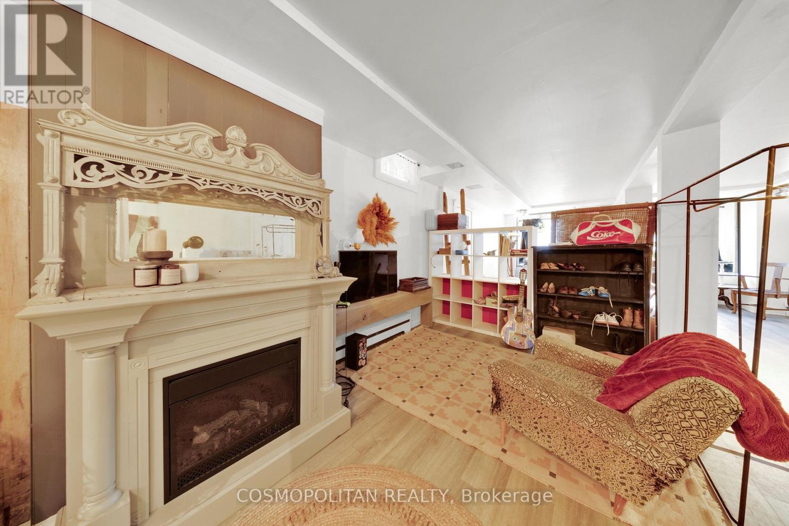 Studio - 1433 Pelham Street Property Photo 9