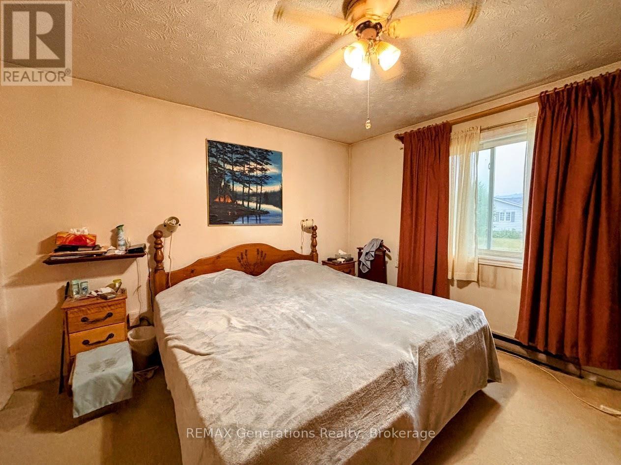 37 Matachewan Road Property Photo 8