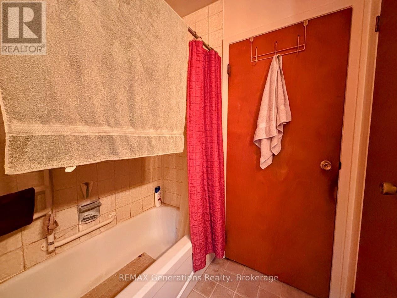 37 Matachewan Road Property Photo 13