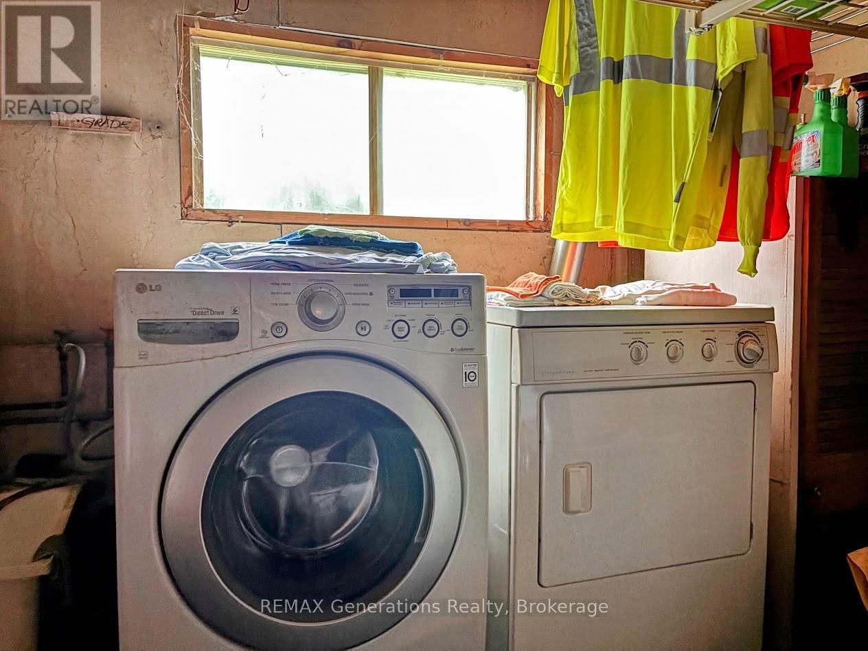 37 Matachewan Road Property Photo 20