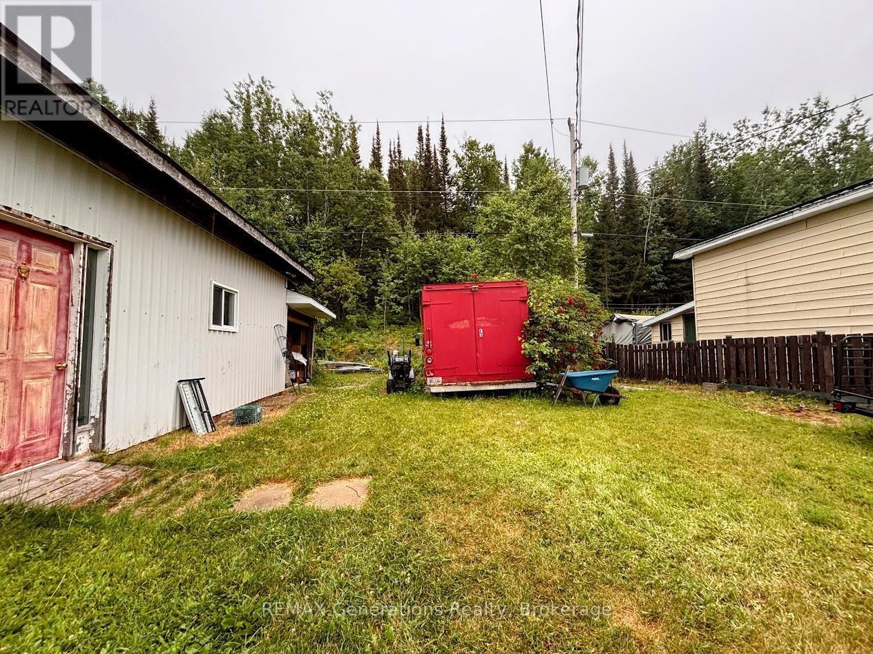 37 Matachewan Road Property Photo 26