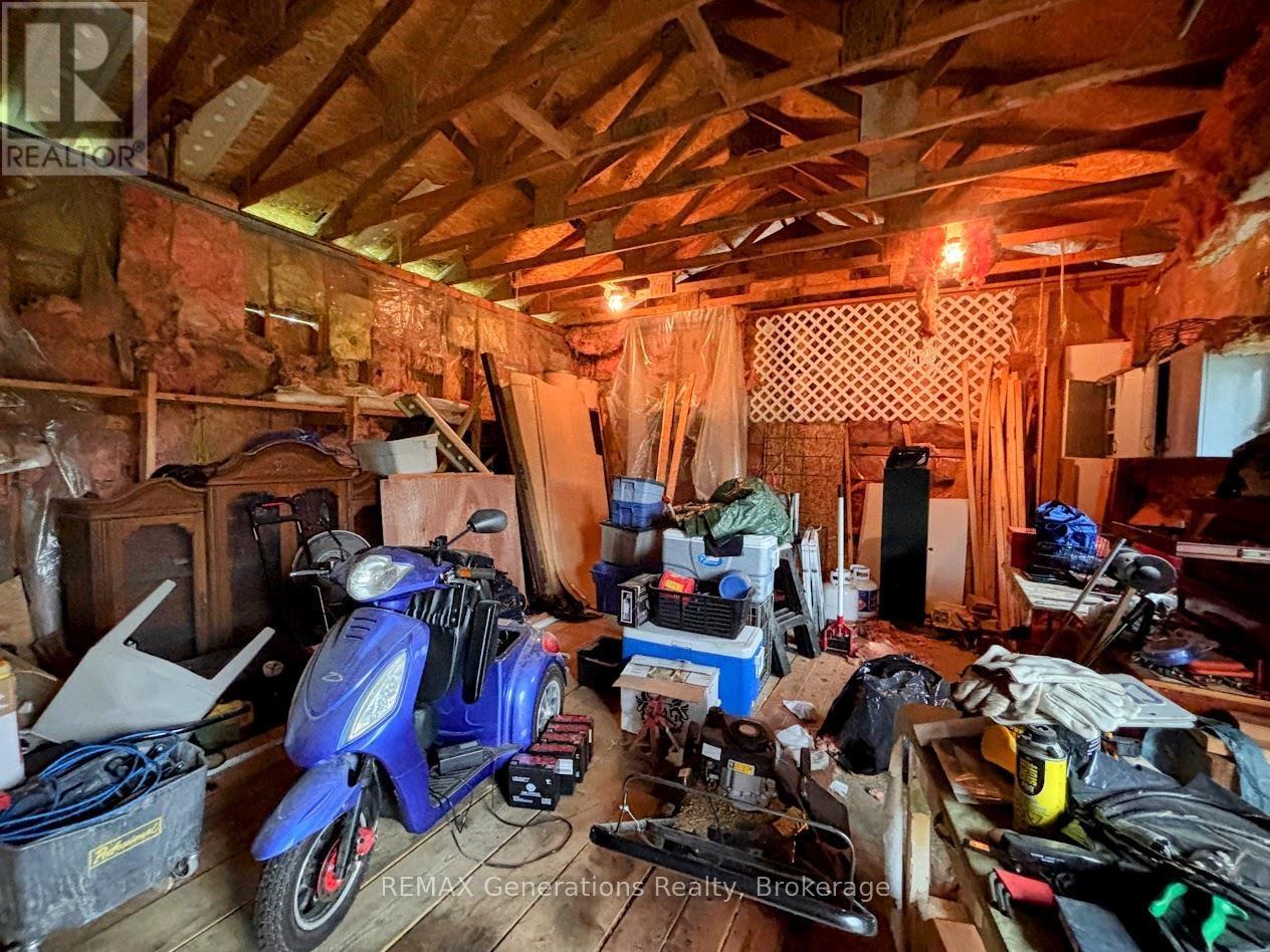 37 Matachewan Road Property Photo 31