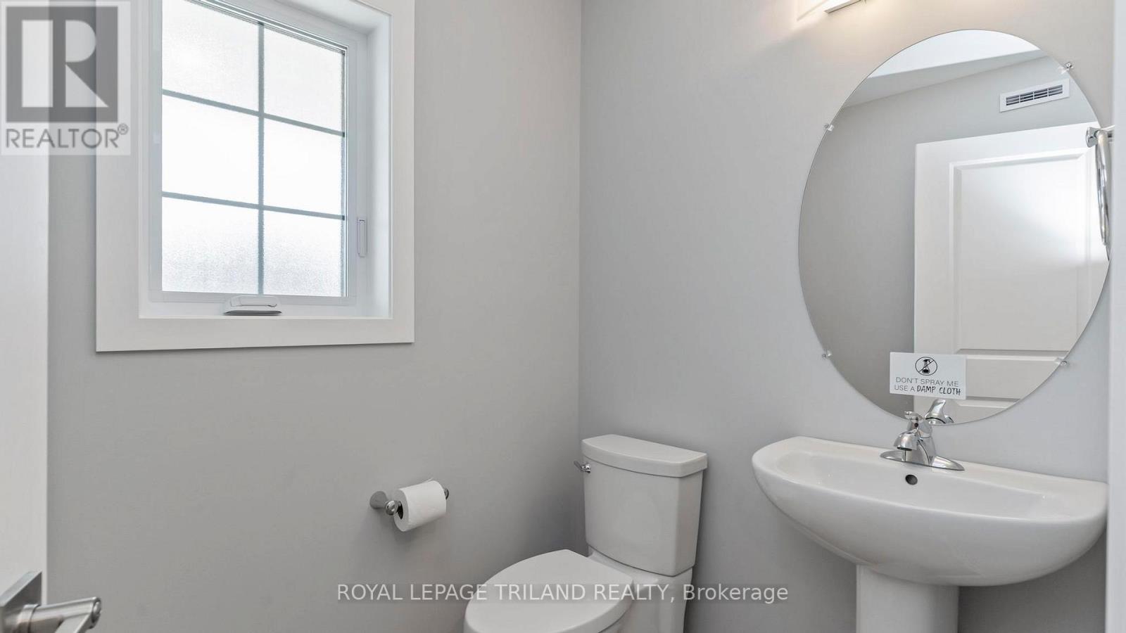 45 Harrow Lane Property Photo 7
