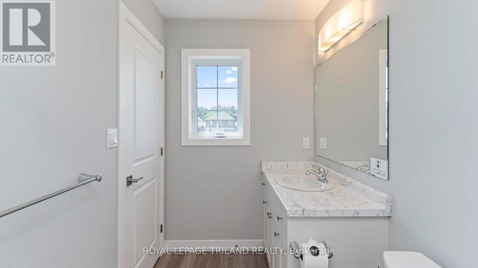 45 Harrow Lane Property Photo 12