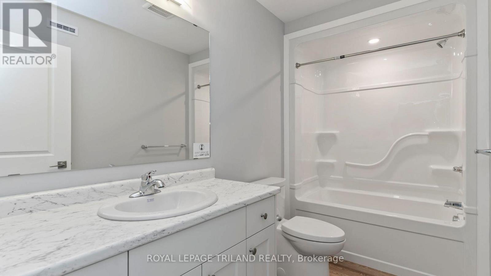 45 Harrow Lane Property Photo 13