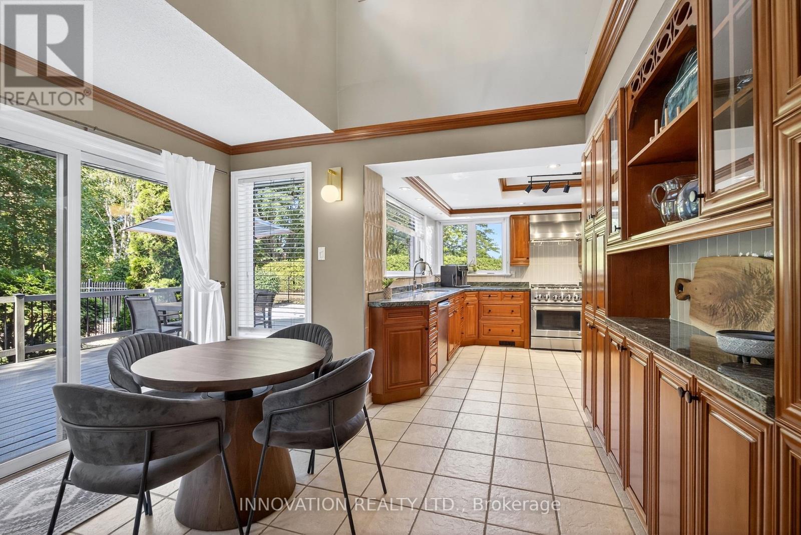 5558 South Island Park Drive Property Photo 16
