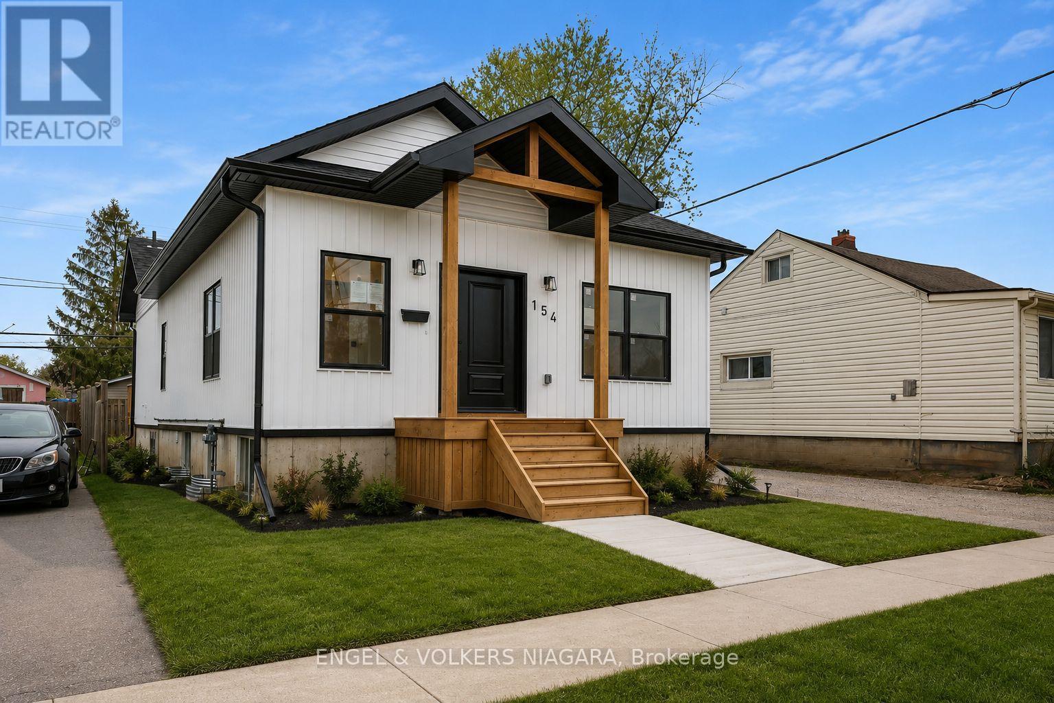 154 ROOSEVELT AVENUE Property Photo 1
