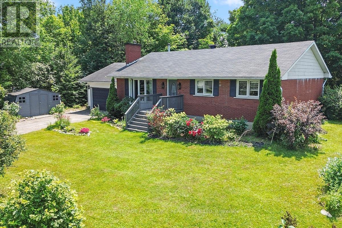 121 Stamford Drive Property Photo 8
