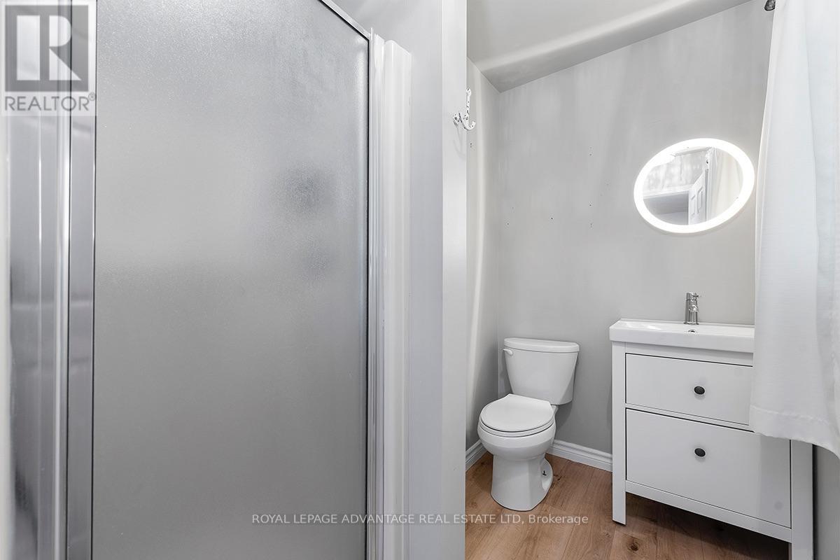 121 Stamford Drive Property Photo 29