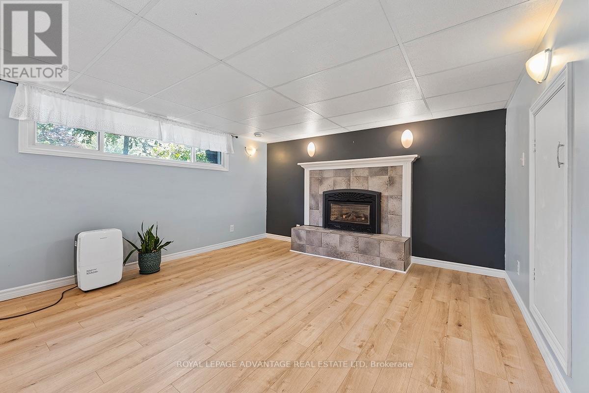121 Stamford Drive Property Photo 35