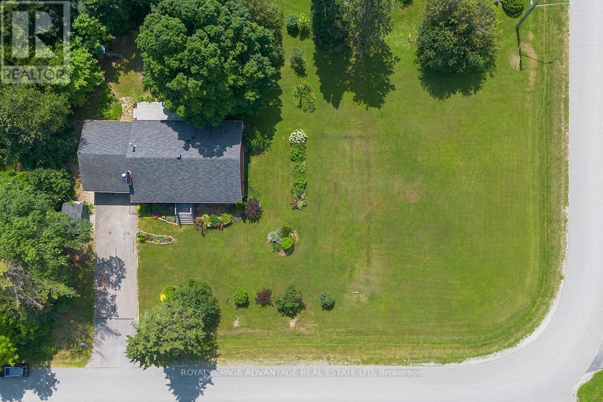 121 Stamford Drive Property Photo 43