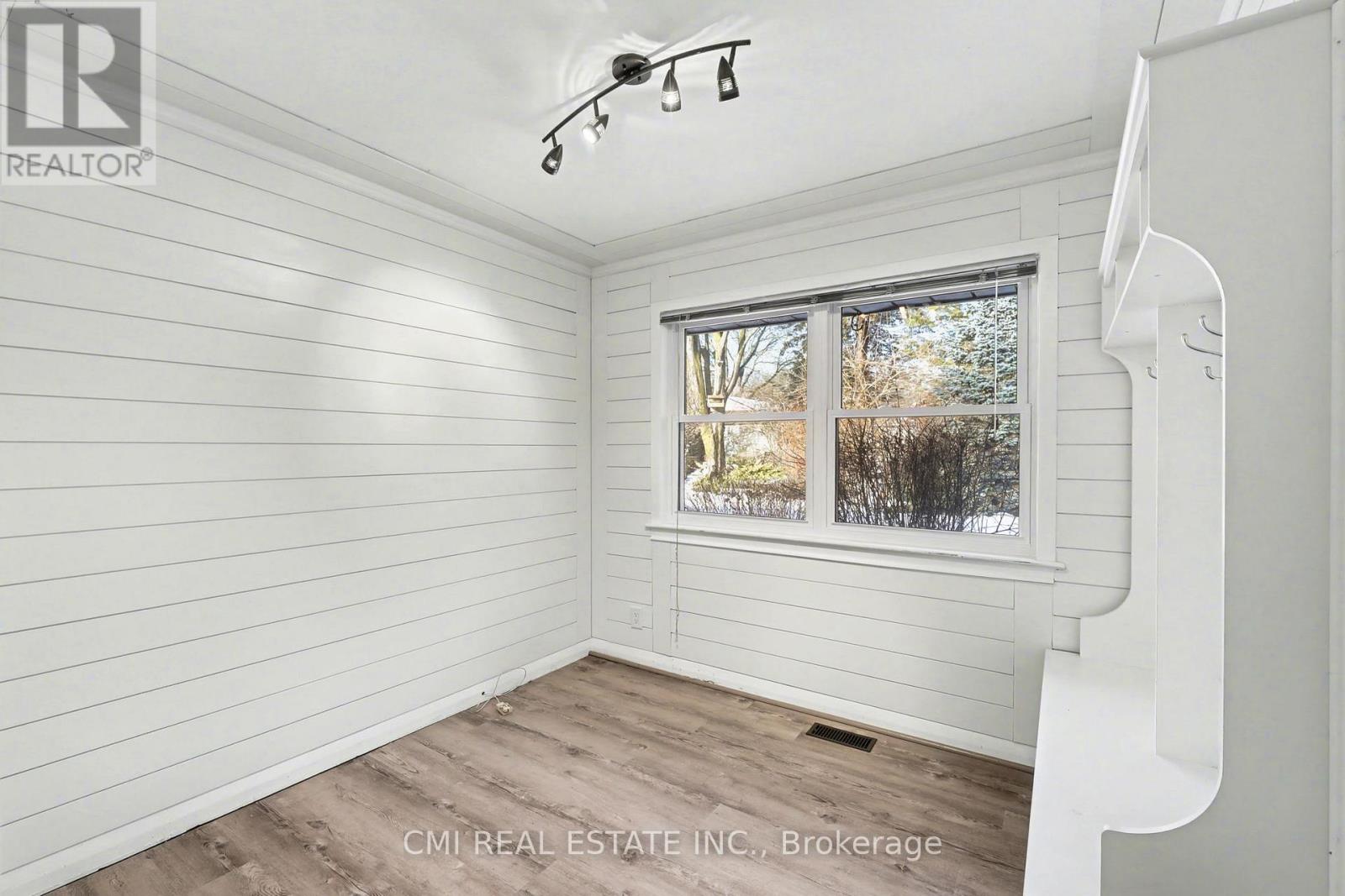 645 Riverside Drive Property Photo 13