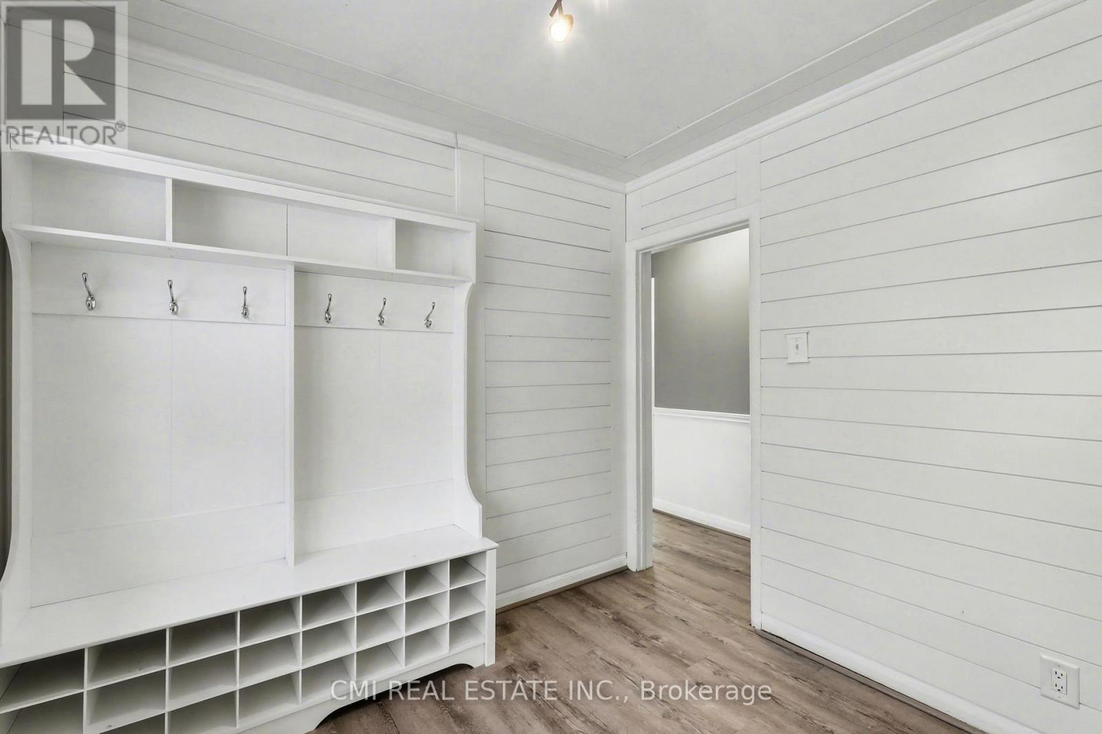 645 Riverside Drive Property Photo 14