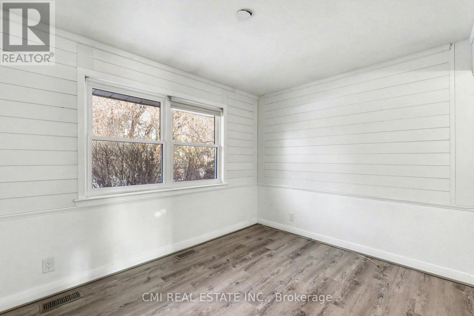 645 Riverside Drive Property Photo 15