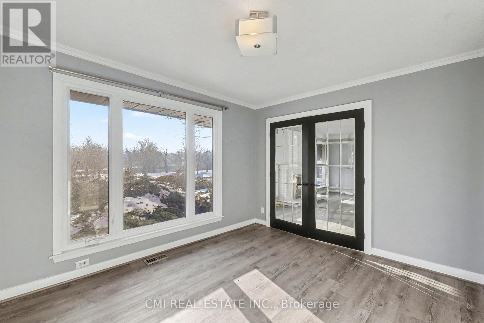 645 Riverside Drive Property Photo 20