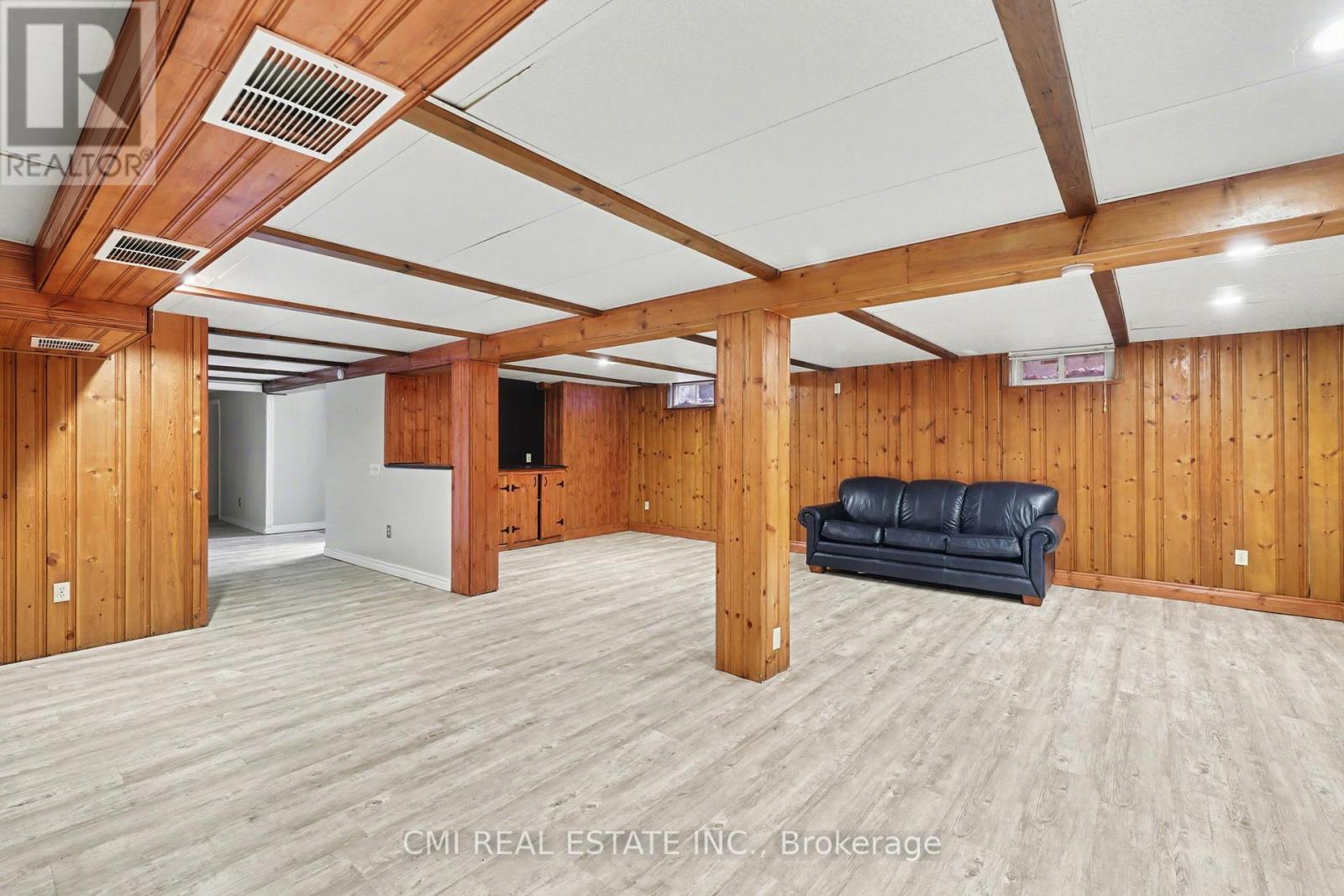 645 Riverside Drive Property Photo 26