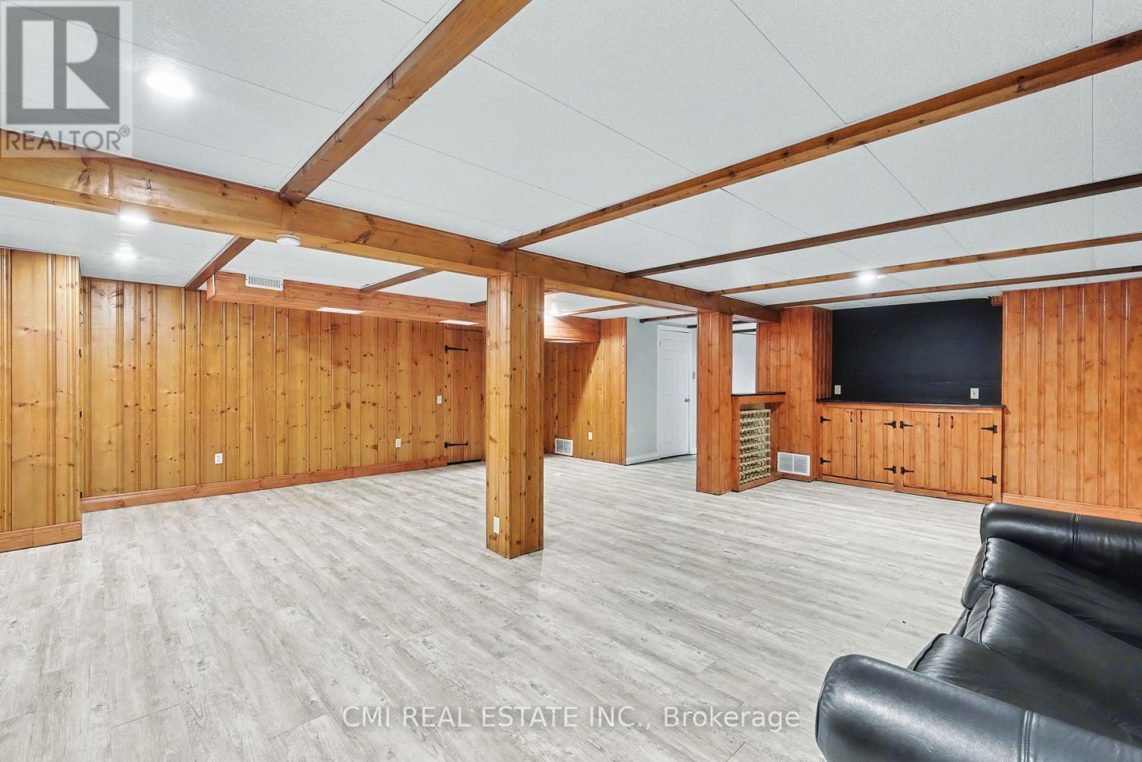 645 Riverside Drive Property Photo 28