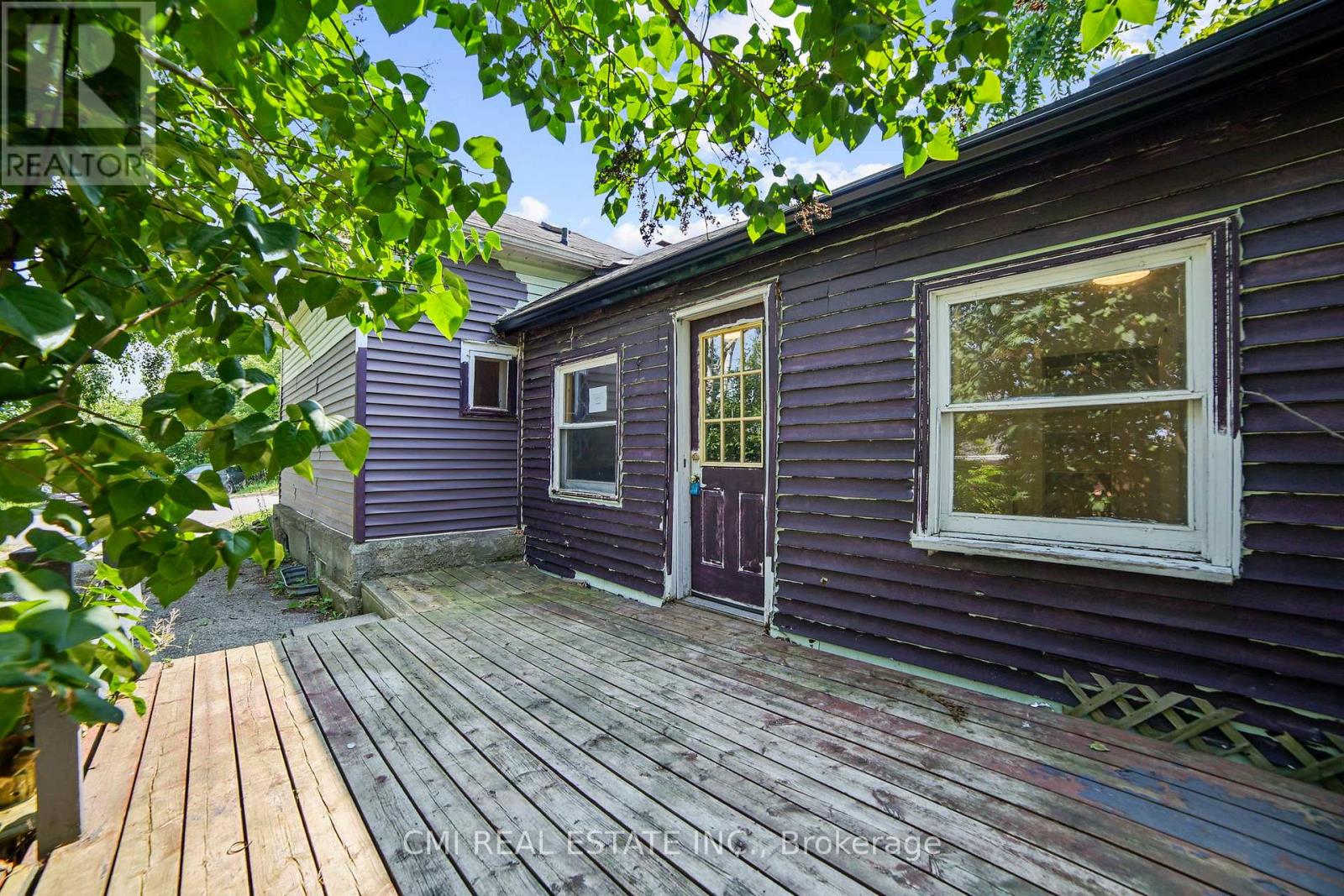 120 Second Avenue E Property Photo 23