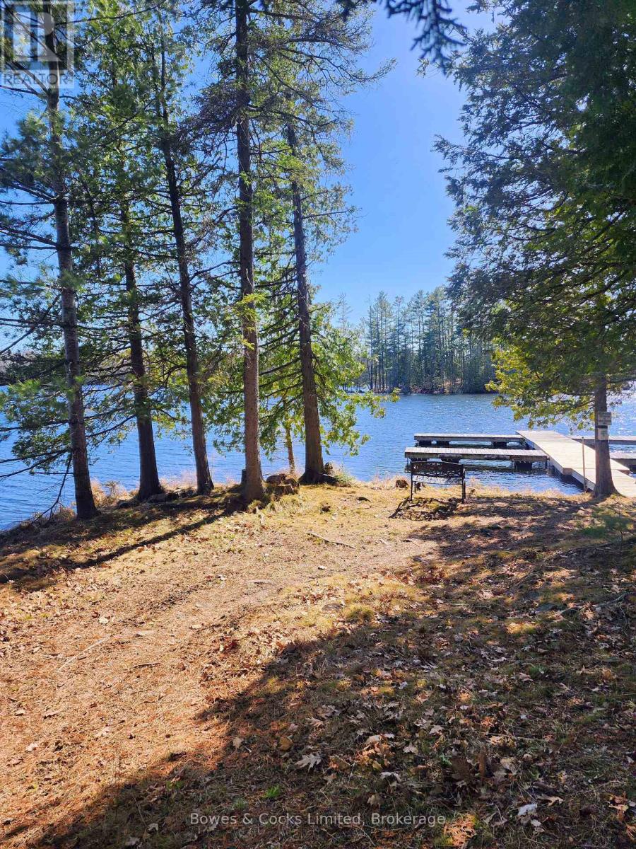 42 Clear Lake Court Property Photo 8