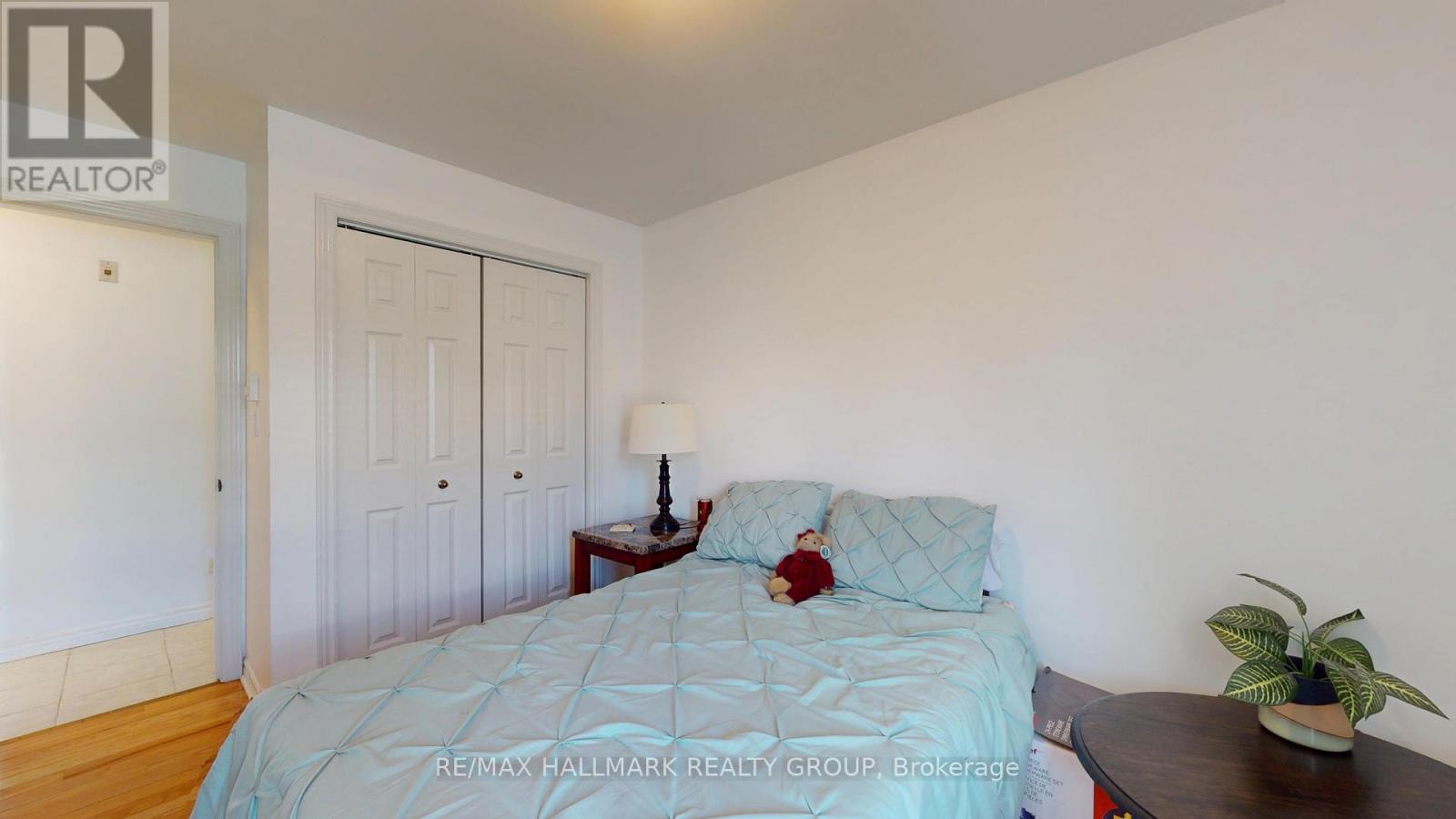 1102 - 237 Oak Street W Property Photo 22