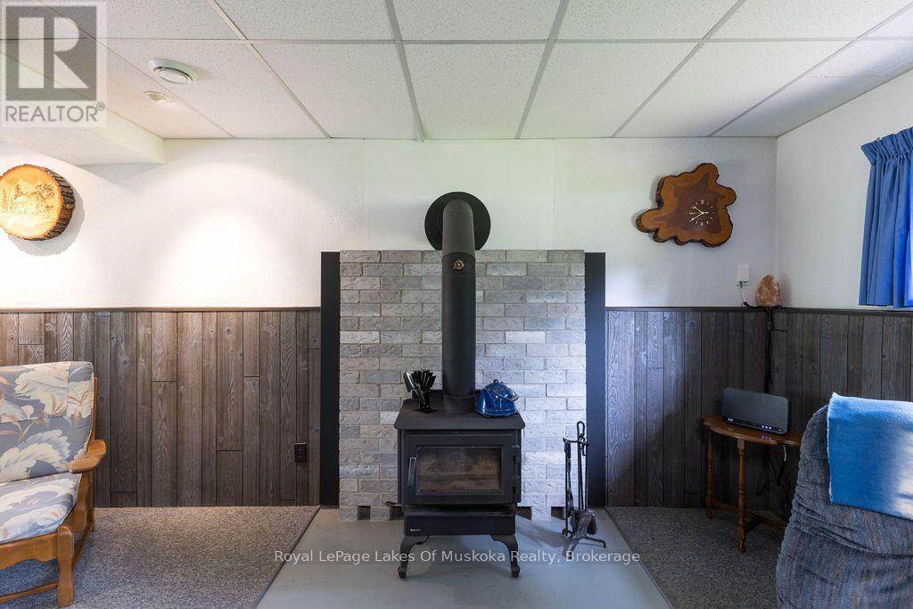 950 Muskoka #3 Road N Property Photo 22