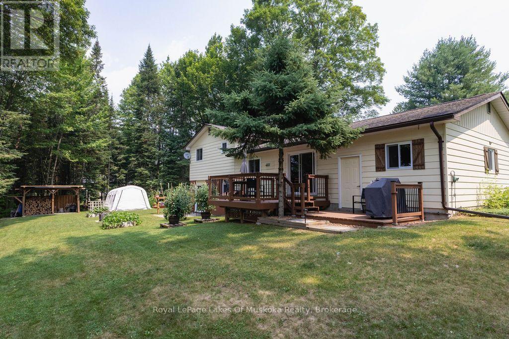 950 Muskoka #3 Road N Property Photo 31