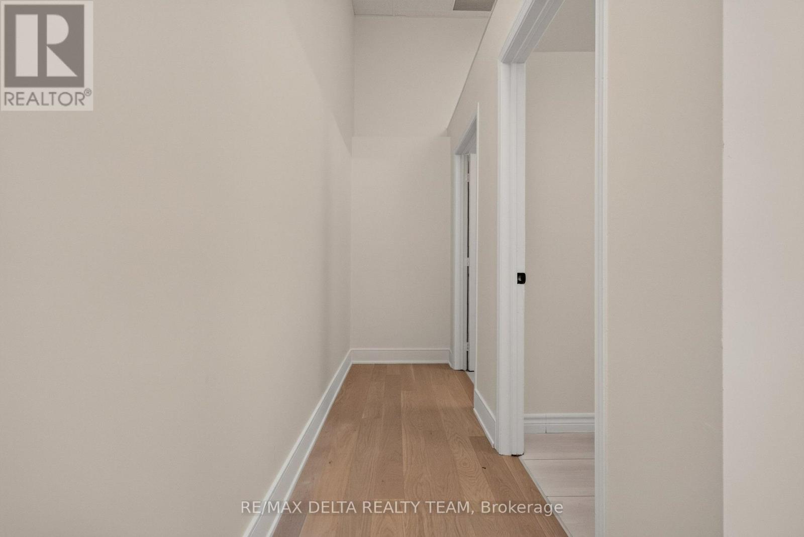 27 Bridge Street Property Photo 18