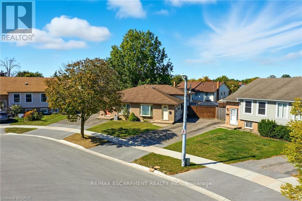30 Rainbow Court Property Photo 1
