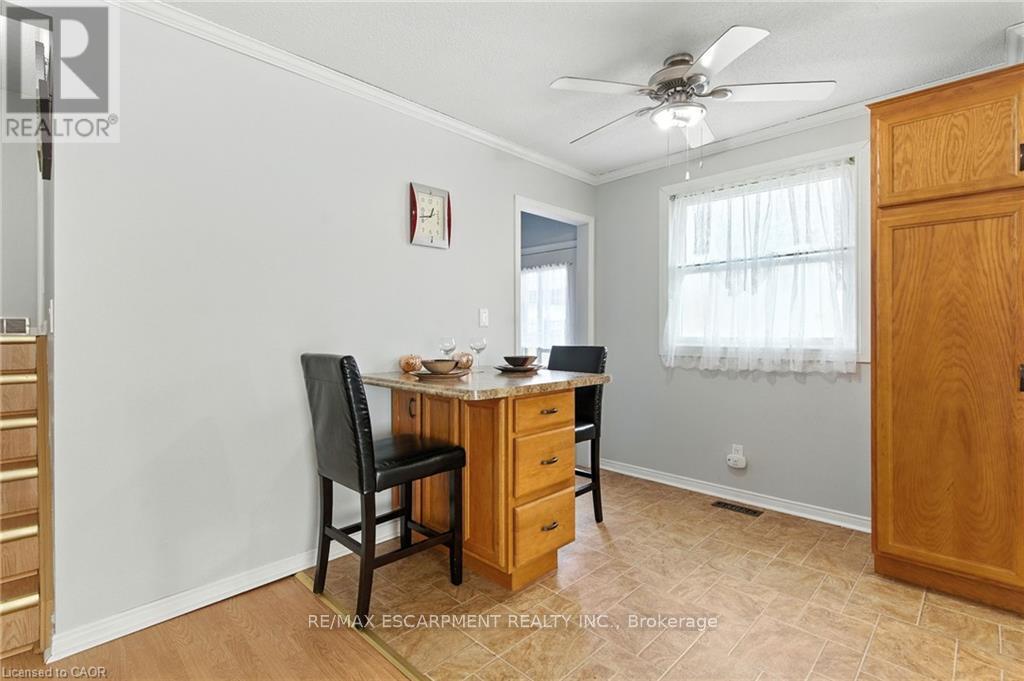 30 Rainbow Court Property Photo 9