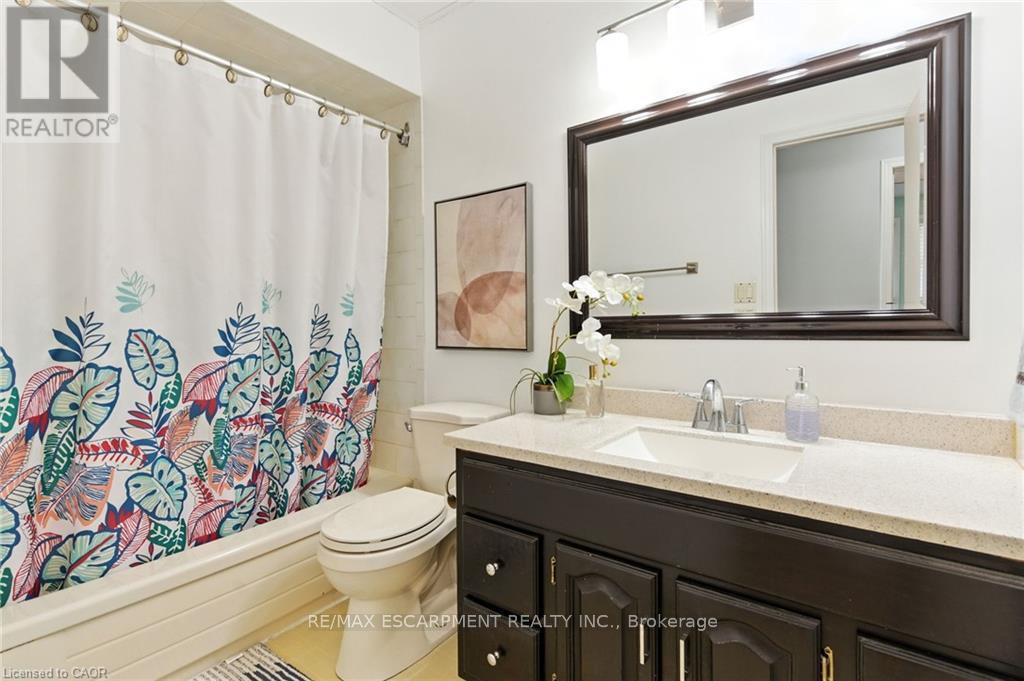30 Rainbow Court Property Photo 12