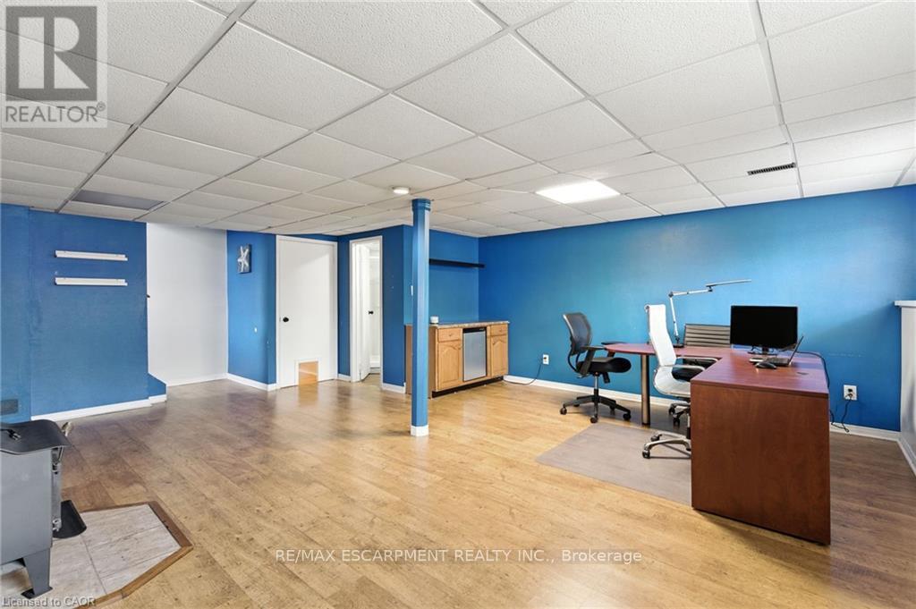 30 Rainbow Court Property Photo 19