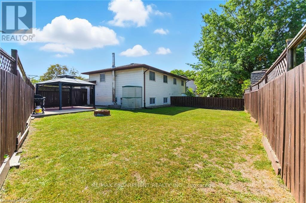 30 Rainbow Court Property Photo 24