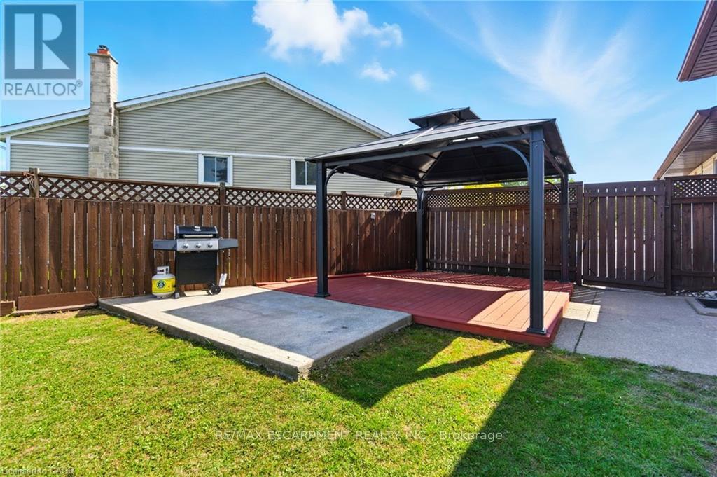 30 Rainbow Court Property Photo 25