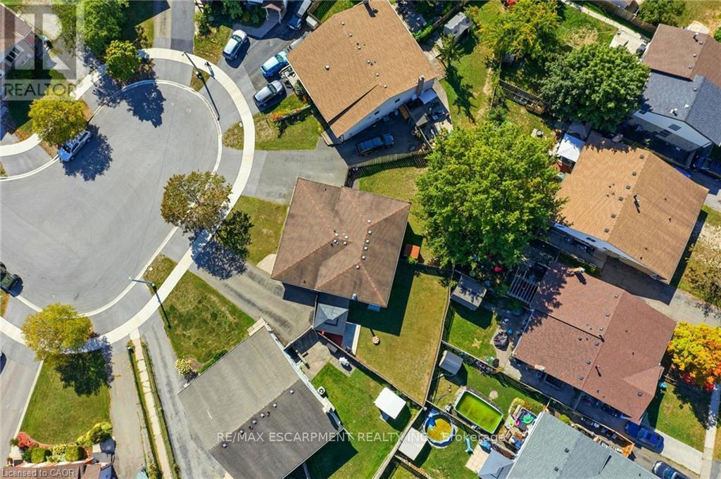 30 Rainbow Court Property Photo 27