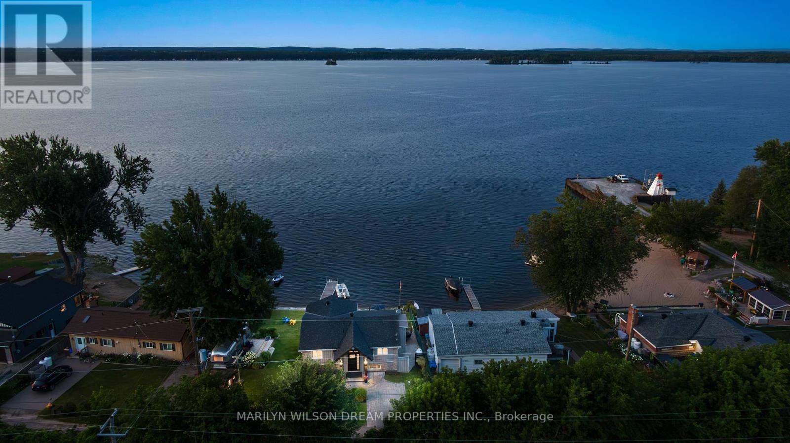 614 Lake Street Property Photo 3