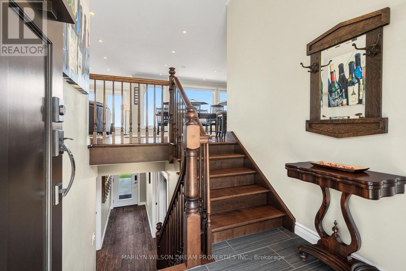 614 Lake Street Property Photo 6