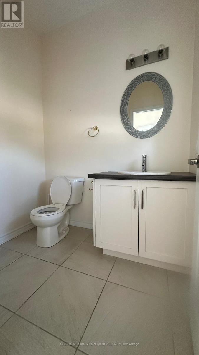 121 Rosie Street Property Photo 3