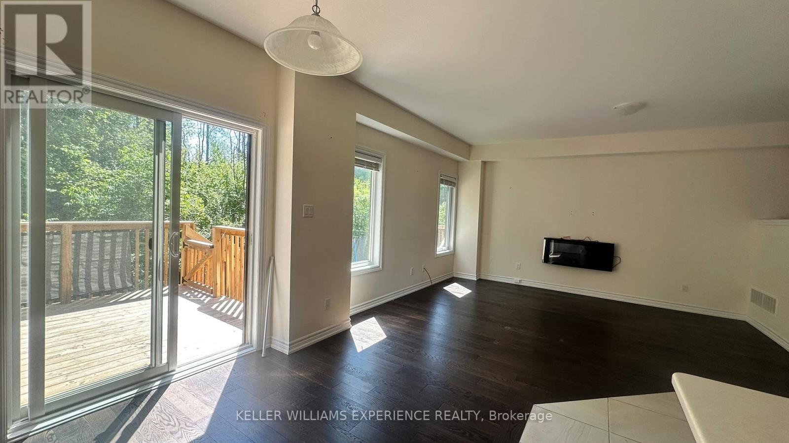 121 Rosie Street Property Photo 7